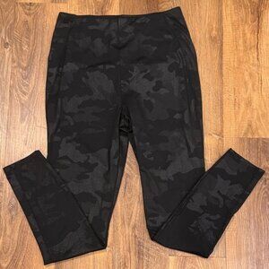 Lysse Patterned (Black Camo) Leggings (Size: L)(EUC)